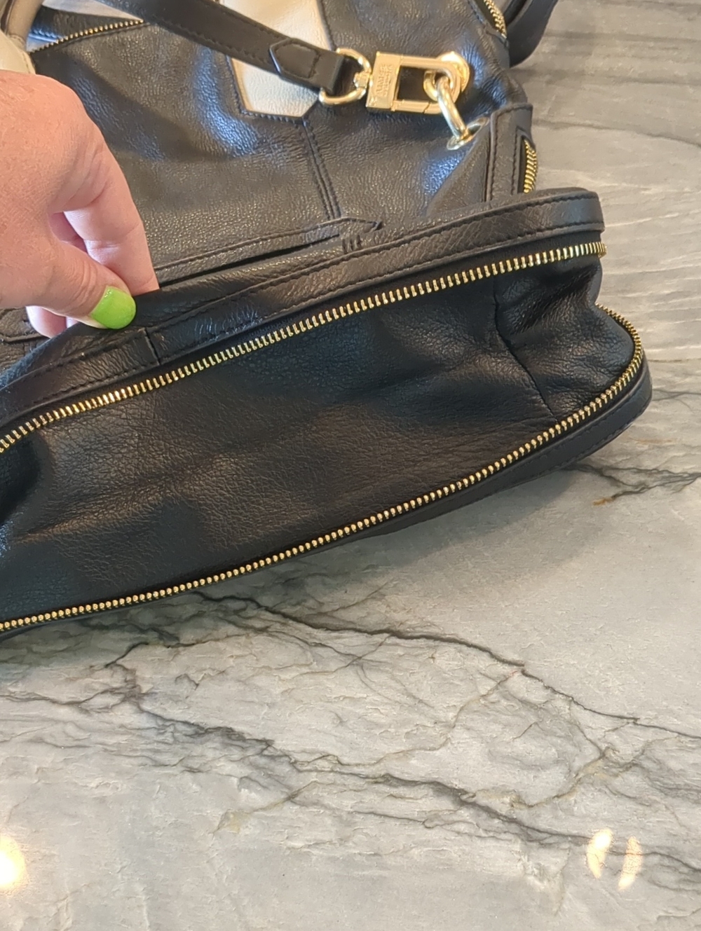 Aimee Kestenberg Tote/Crossbody - Picture 15 of 16